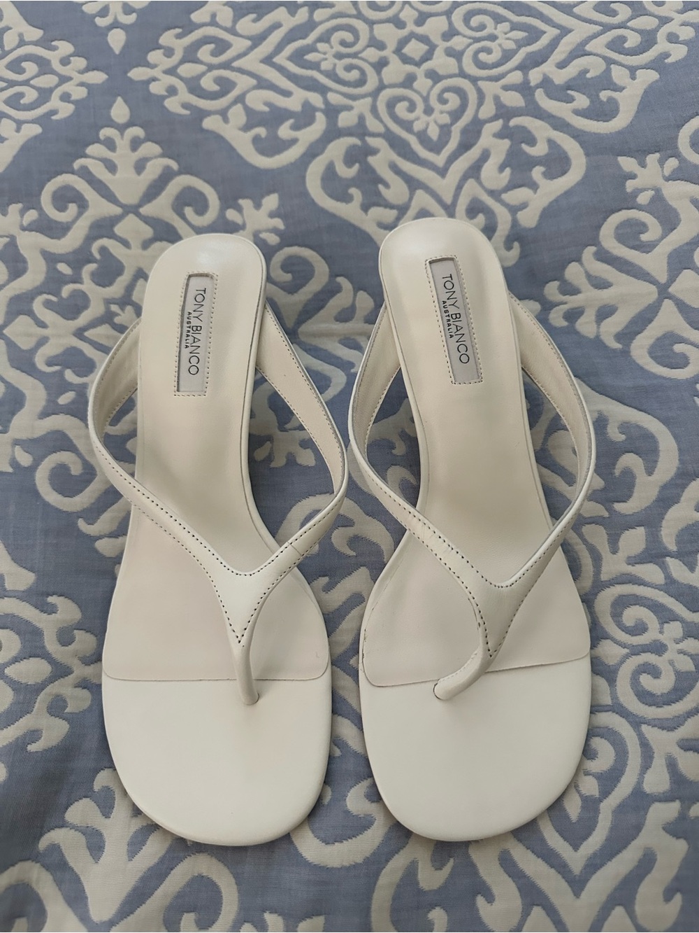 Tony Bianco x REVOLVE Krista Sandal in Milk Capretto